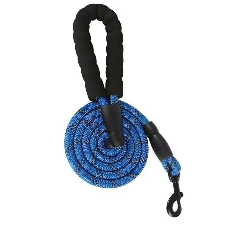 Strong Reflective Dog Leash for Small, Medium & Large Dogs – Durable Pet Leash for Golden Retriever, Training, Walking & Pull Control